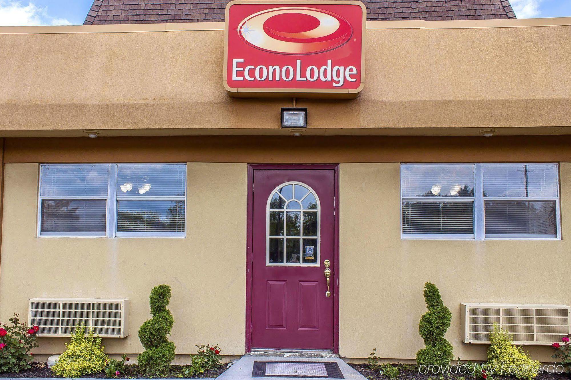 Econo Lodge Worthington Exterior photo